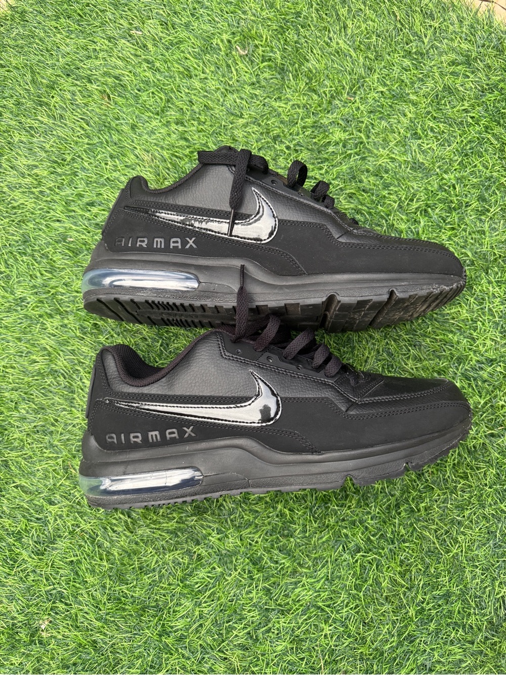 Nike Air Max Men's Black Sneakers